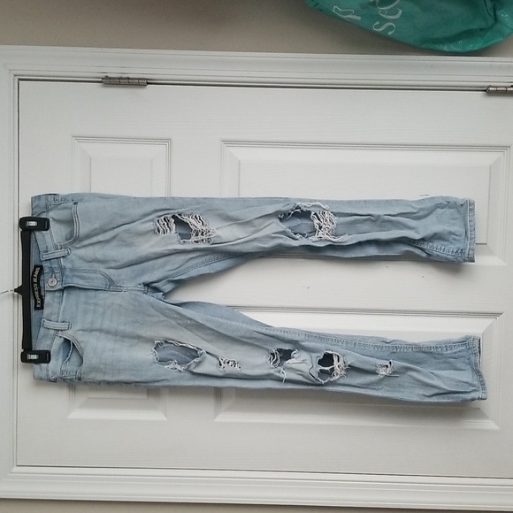 Express Mid Rise Girlfriend Distressed Jeans - Picture 1 of 16